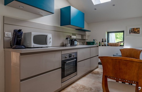 Razac-d'Eymet Cottage | Luxury 1 bd gite. Rural & Peaceful. Eymet just 5 mins away. Fast Starlink WIFI.