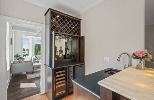 Town of Schodack House | Luxury 134-Acre Retreat 4 Homes Pool Pond