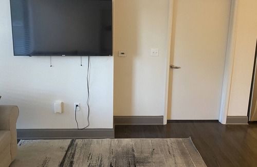 Cardozo Apartment | Luxury 2 bed u st area