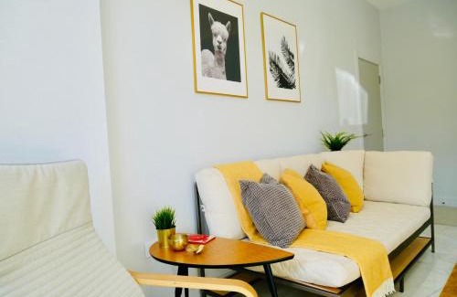 Westbourne Apartment | Luxury 3 bedroom Apartment near Bournemouth Beach & Poole