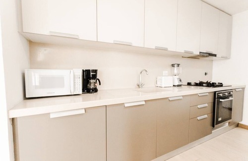 Tumba Vieja Apartment | Luxury 3 Bedroom Cityview apt parkingandbalcony