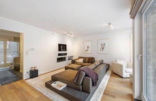 Blankenberge House | Luxury 4-bedroom apartment with large terrace