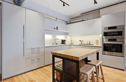 Over-the-Rhine Condo | Luxury 4-Bedroom Retreat in Over the Rhine