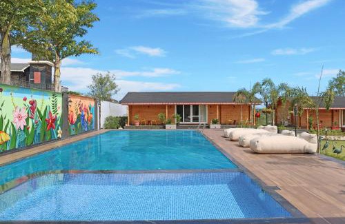 Palampur Villa | Luxury 4BHK with Garden Pool and Entertainment Space