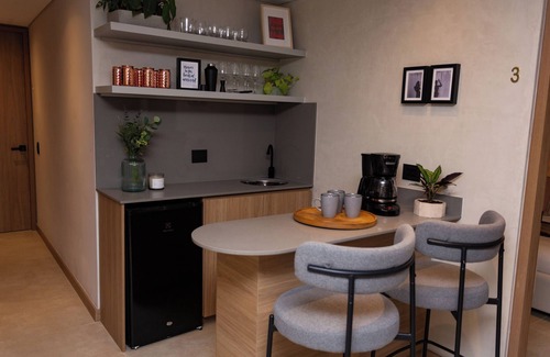 Astorga House | Luxury 8 Bedroom Villa in the Heart of Poblado with Rooftop Jacuzzi and BBQ