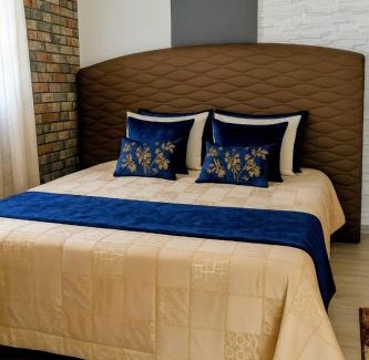 Alsancak Apartment | Luxury and Comfort in Central Alsancak Perfect for Groups or Families