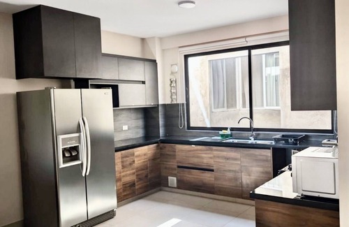 Cochabamba Apartment | Luxury apartment/3 Beths/3 Queen Beds 2 1/2 Baths