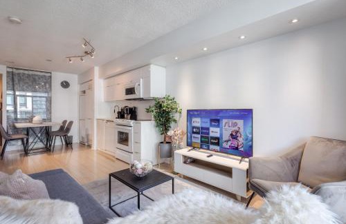 CityPlace Apartment | Luxury Apartment-5 Min CN Tower