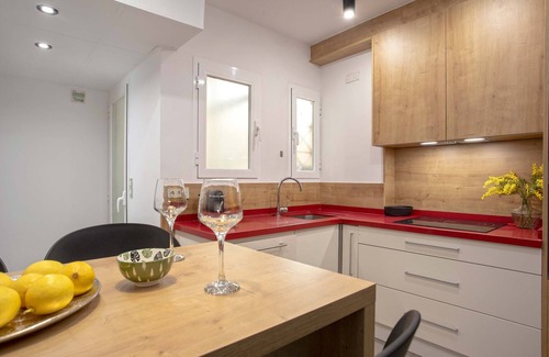 Granada City Center Apartment | Luxury Apartment in City Center. Puerta Real II