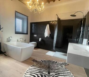 Sassofortino Apartment | LUXURY APARTMENT IN VILLAGE