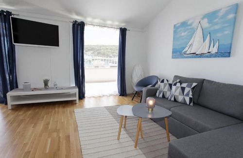 Simuni Apartment | LUXURY APARTMENT LAVANDA