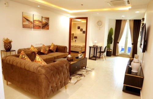 Lahore Apartment | Luxury Apartment with Balcony in Gold Crest, DHA - Skyview Suite