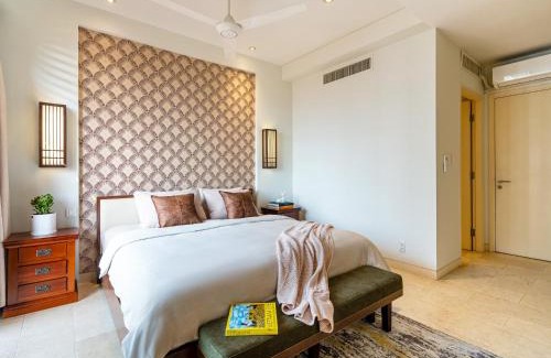District 1 Apartment | Luxury Apartments with Rooftop Pool & Gym - Avalon