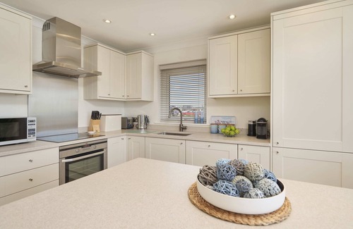Bigbury-on-Sea Apartment | Luxury Beach Front Apartment, Bigbury-on-Sea, Views of Burgh Island