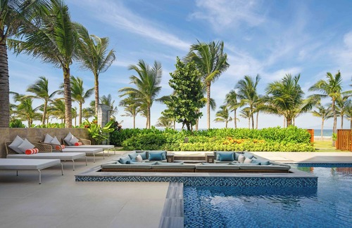 Dien Ban Villa | Luxury Beachfront Villa nearby Golf Courses