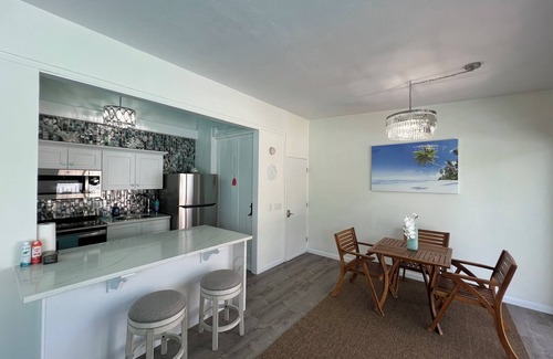 Cabes Point Villa | Luxury Beachside Escape with private pool, great WiFi n more!