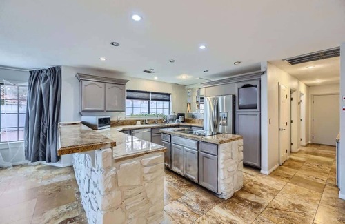 Spring Valley House | Luxury & Comfort - Million+ $ Home w Private Pool