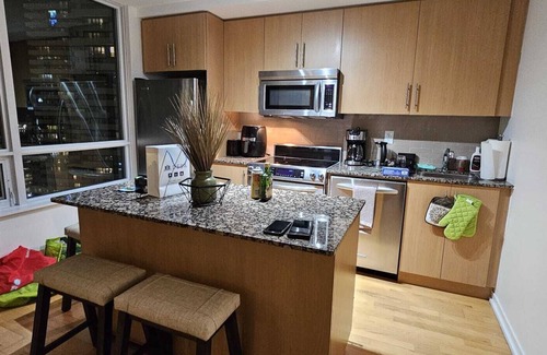 Toronto Entertainment District Condo | Luxury Condo at Maple Leaf Square in heart of Toronto Downtown + Parking