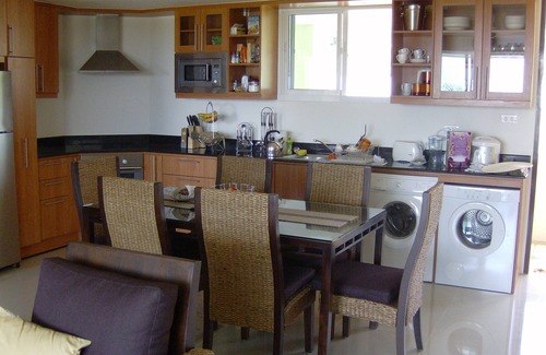 Khao Tao Condo | Luxury Condo with sea views with enormous swimming pool & jacuzzi