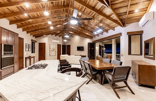 El Ocotal House | Luxury Hill top Villa, Amazing jungle and sunset views!