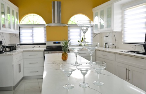 Bouvet Island Villa | Luxury Escape Amazing Ocean ViewnW/Full-Service Spa