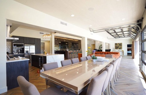 Bermuda Dunes Villa | Luxury Estate 9 Bedroom/9 Ensuite Bathroom