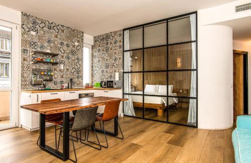 Ponte Seveso Apartment | Luxury Flat by Central Station/Unique View