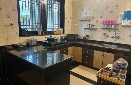 Noida House | Luxury Garden Villa in Noida 3BR +B/f