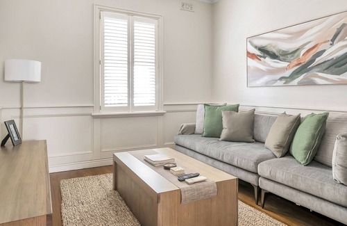 Millers Point Apartment | Luxury Harbourside apartment