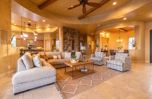 Sunrise Desert Vistas House | Luxury Hideout with Infinity Pool & Spa