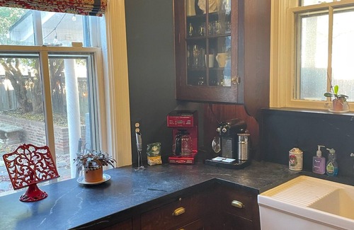 Old Town West House | Luxury Historic 1880's Victorian Home w/hot tub!