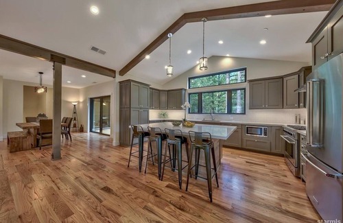 North Upper Truckee House | Luxury Home -Game & Theater Room- 4000sqftn Permit no:073322 TOT# T64849