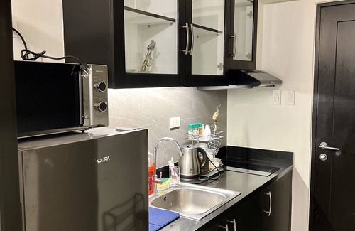 Diliman Condo | LUXURY HOME IN THE CITY. Located at the center of the City.