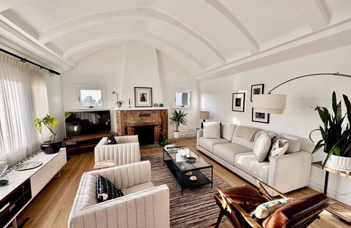Mount Davidson Manor House | Luxury house- Safe,location-heart of SF-Pelaton and Yard