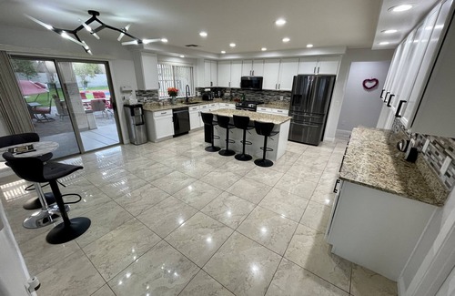 Northlands at Tierra Del Rio House | Luxury house with heated pool - hot tub-air hockey-ping pong