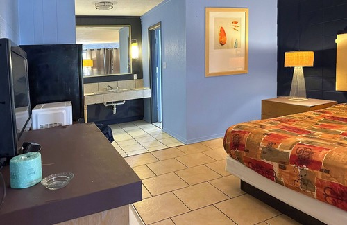 Albany Hotel | Luxury Inn by OYO Albany
