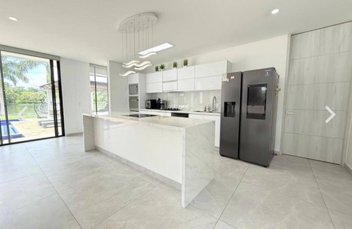 Girardot House | Luxury Lakefront Villa in Girardot, Colombia - Pool, BBQ & Private Cinema