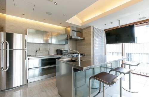 Naka Ward Apartment | Luxury maisonette 1 minute walk from Yabacho Stati - Nagoya Regenerative Medicine Stem Cell Immunology Center Building 7th floor /Nagoya Aichi