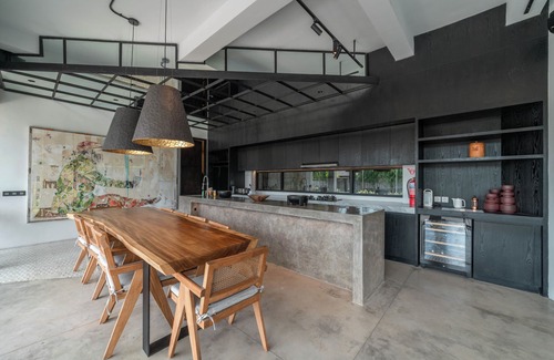 Berawa House | Luxury Mandala Oasis Cher and Staff included lvid13