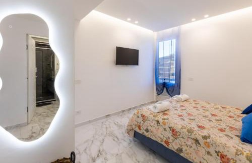 Santa Maria Novella Apartment | Luxury Oasis Penthouse in Florence Center