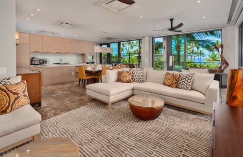 Wailea Villa | LUXURY OCEAN & RESORT VIEWS ANDAZ w/LANAI JACUZZI Sea Spirit 811 3Br/4Ba for 8