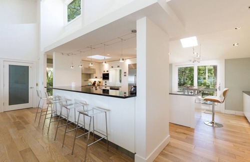 Oceanside House | Luxury, Oceanfront Home w/Pool, Spa, Outdoor Kitchen, & Bar