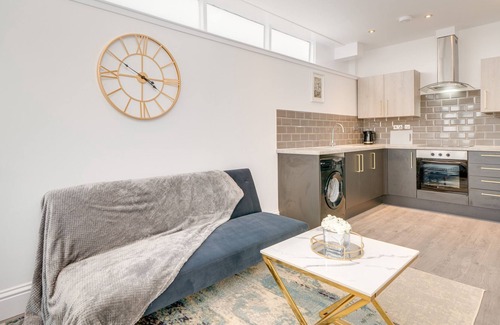 Wakefield Apartment | Luxury One Bedroom Apartment