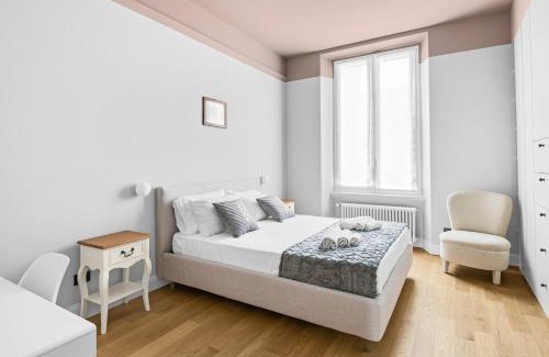 Porta Venezia Apartment | Luxury Penthouse - 5 min to Duomo