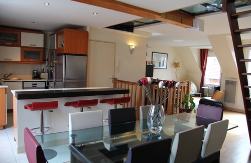 Quartier du Petit-Montrouge Apartment | Luxury Penthouse, 7 guests, A/C, serviced, Art, Spa