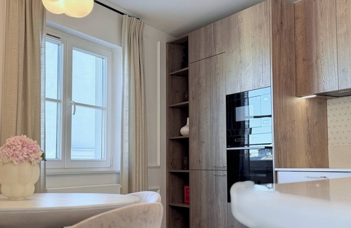 Srodmiescie Południowe Apartment | Luxury Penthouse Direct Lift Terrace Parking