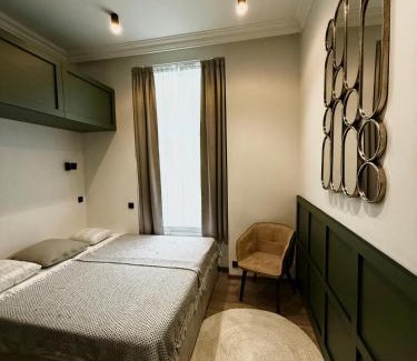 Smichov Apartment | Luxury Residence Kmochova