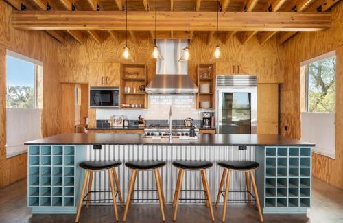 Llano House | Luxury Riverfront Retreat - 6 Cabins - Private Pool