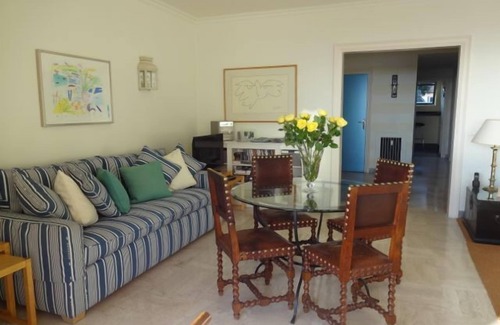 Beaulieu-sur-Mer Apartment | Luxury sea side apartment in the fashionable resort of Beaulieu-sur-Mer