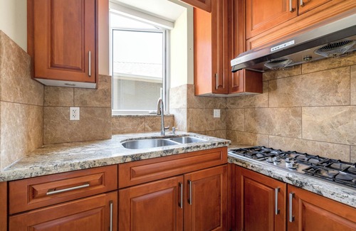 Vancouver South House | Luxury&Spacious 4Beds 4.5Baths Family House in Prime Location|